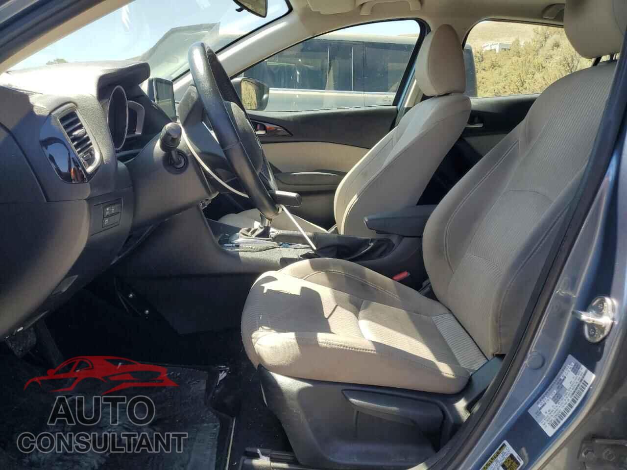 MAZDA 3 2016 - 3MZBM1L73GM326407
