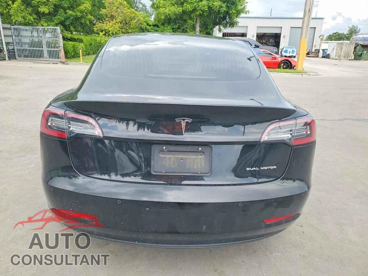 TESLA MODEL 3 2019 - 5YJ3E1EB0KF384882