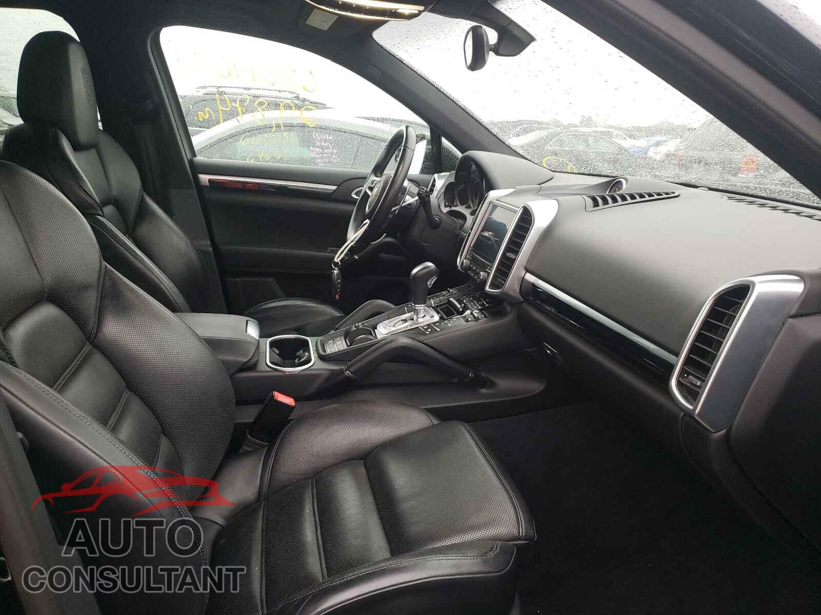 PORSCHE CAYENNE 2017 - WP1AA2A20HKA89970