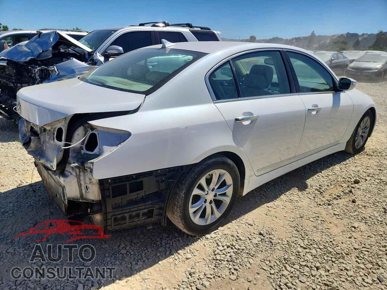 HYUNDAI GENESIS 2013 - KMHGC4DD5DU237197