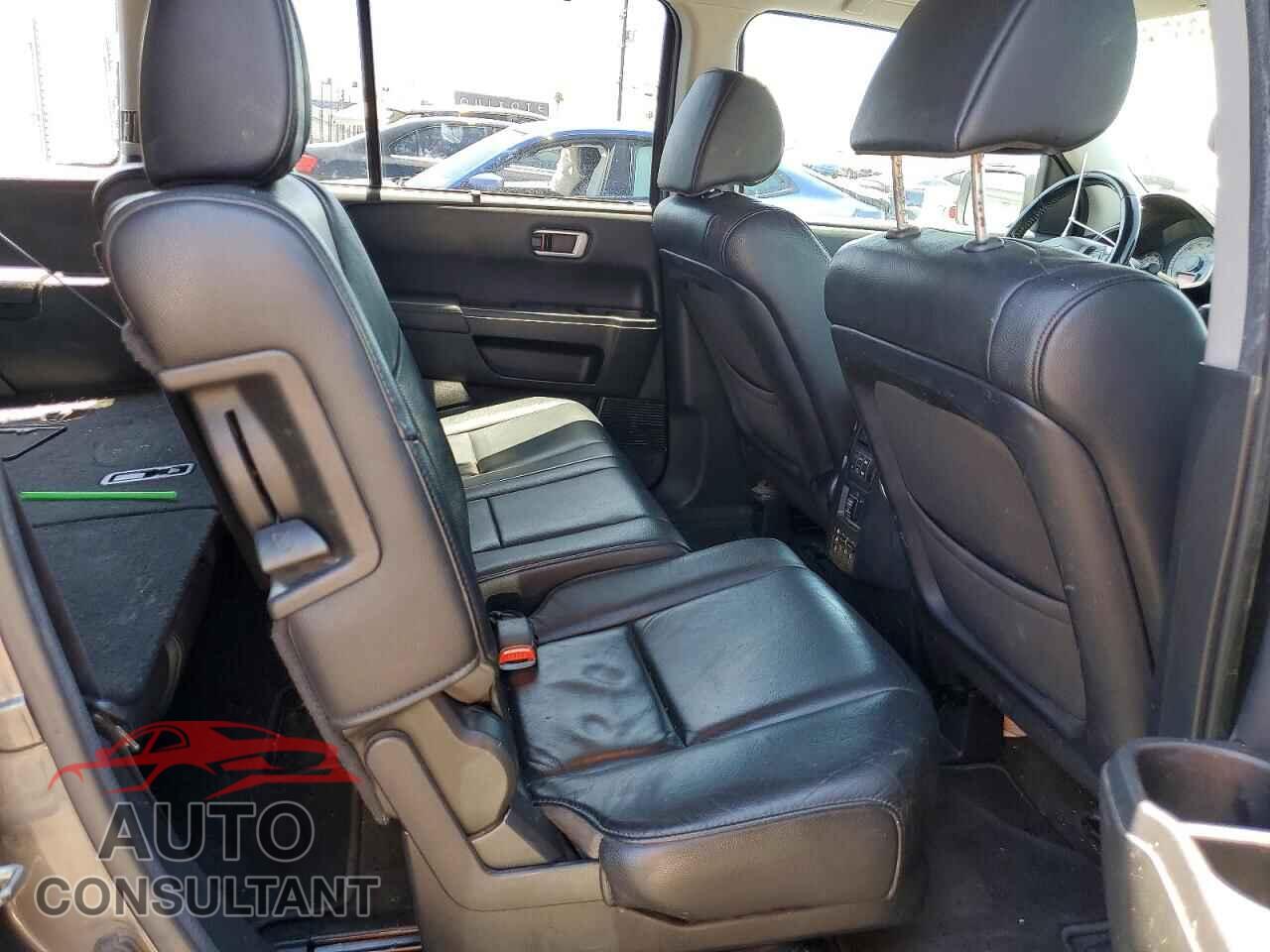 HONDA PILOT 2013 - 5FNYF3H97DB025488