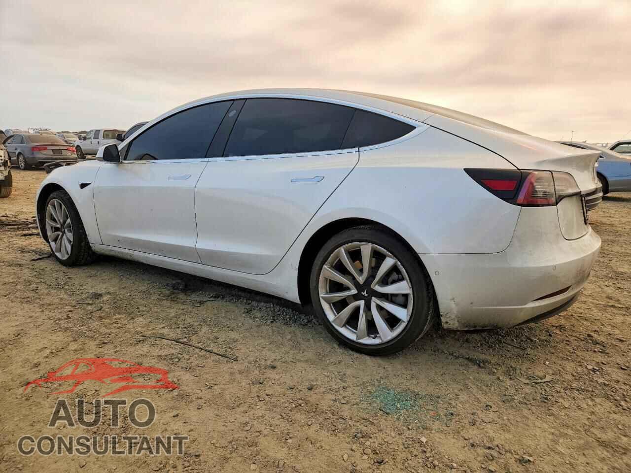 TESLA MODEL 3 2018 - 5YJ3E1EA8JF154691
