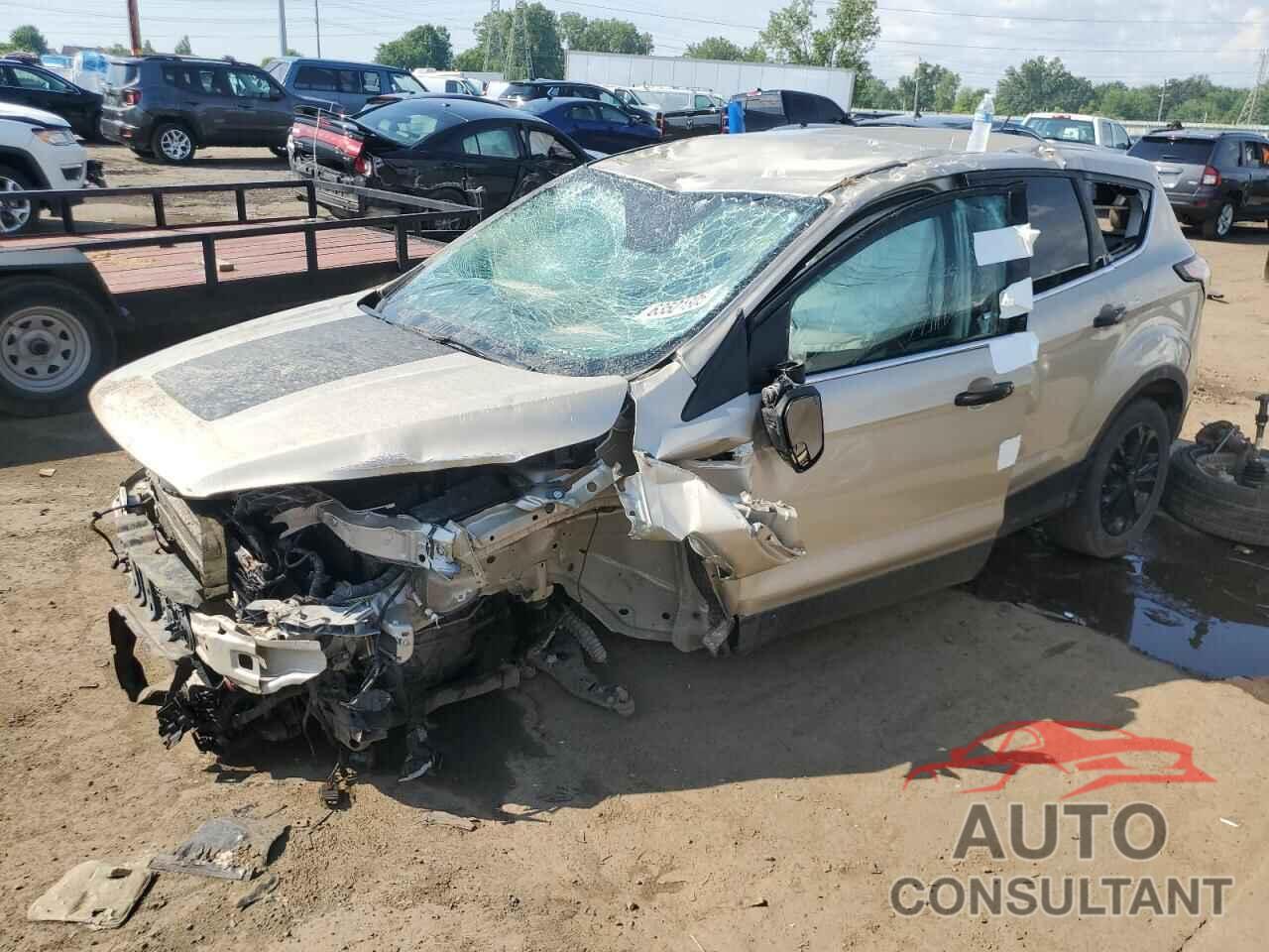 FORD ESCAPE 2017 - 1FMCU0GD6HUE91412