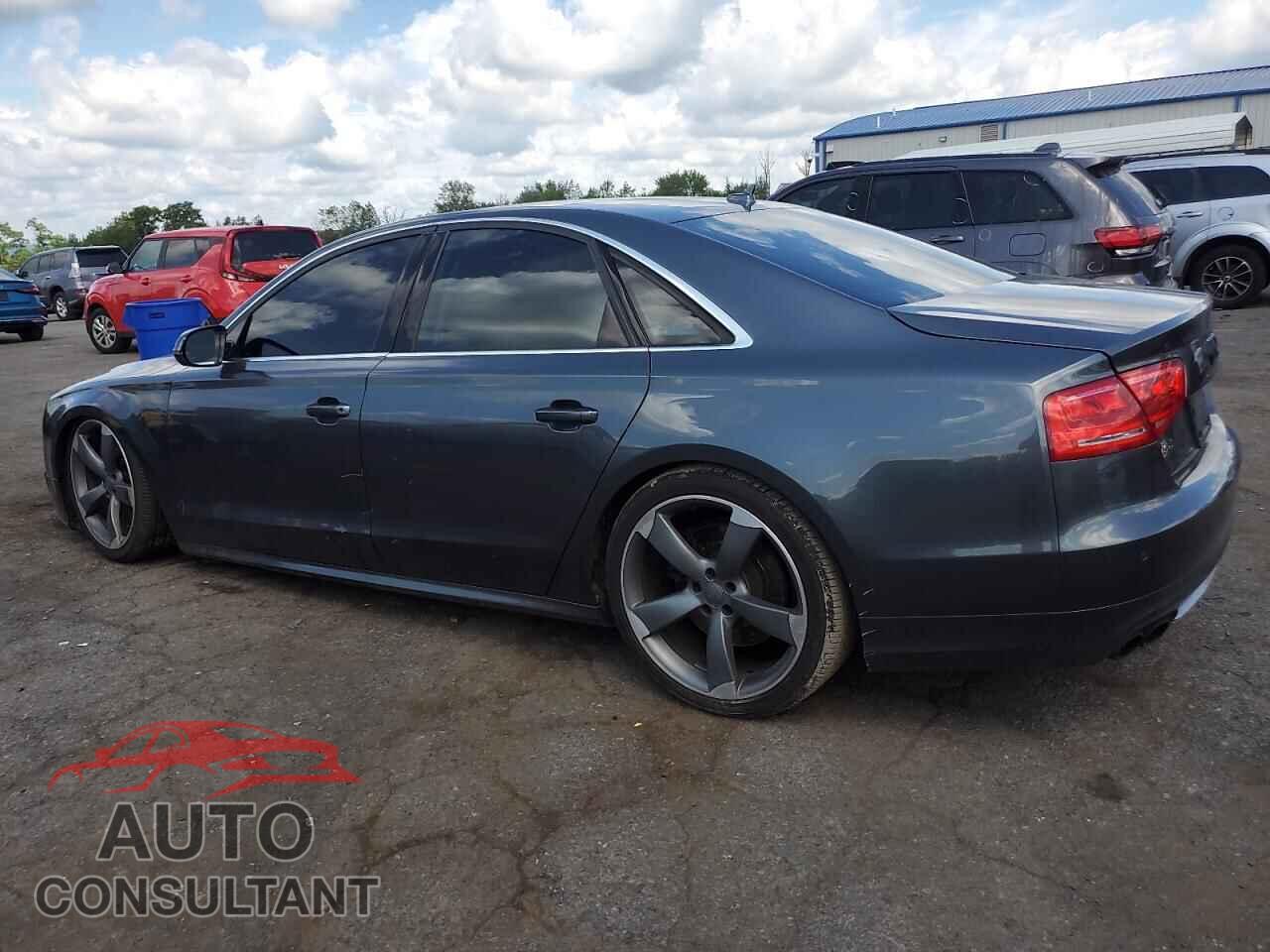 AUDI S8 2013 - WAUD2AFD4DN020379