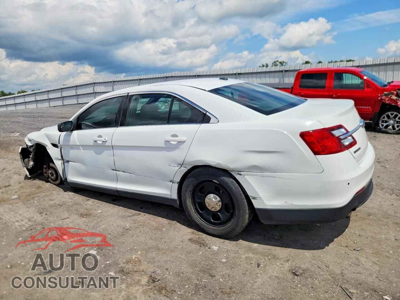 FORD TAURUS 2019 - 1FAHP2MKXKG108809