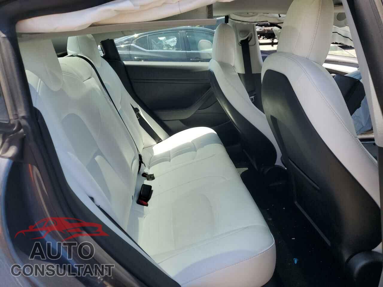TESLA MODEL 3 2023 - 5YJ3E1EA4PF468086