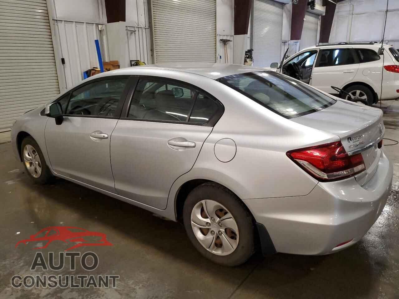 HONDA CIVIC 2013 - 19XFB2F55DE075809