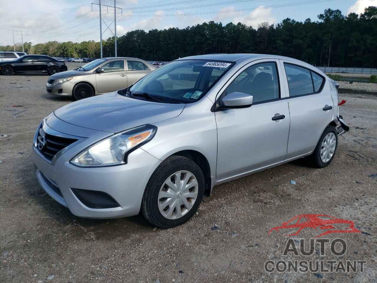 NISSAN VERSA 2017 - 3N1CN7AP7HL801447