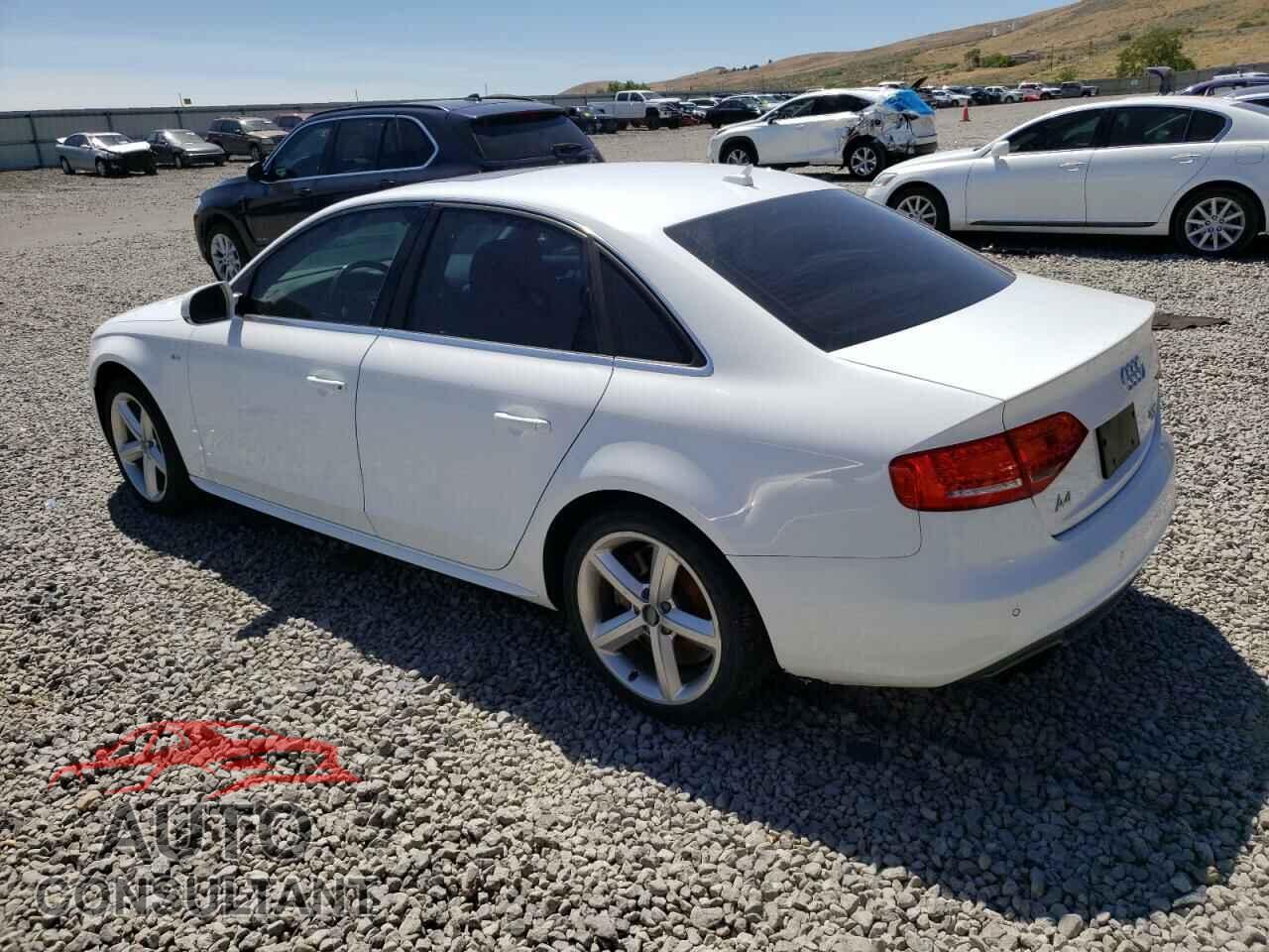 AUDI A4 2012 - WAUFFAFL8CA095631