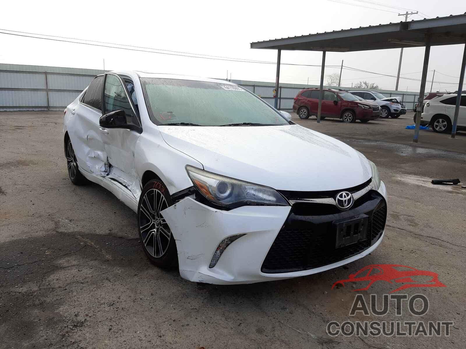 TOYOTA CAMRY 2016 - 4T1BF1FKXGU195609
