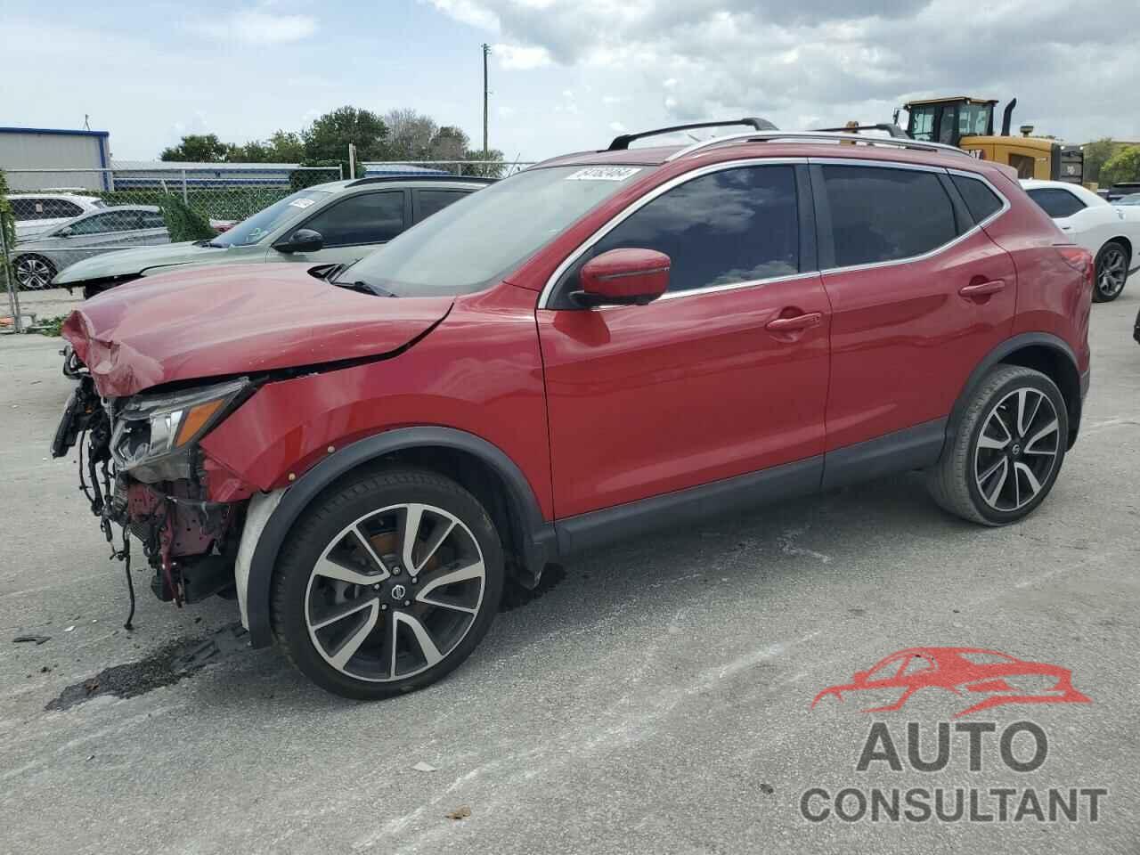 NISSAN ROGUE 2018 - JN1BJ1CP9JW105917