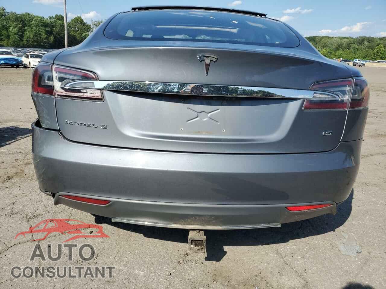 TESLA MODEL S 2013 - 5YJSA1CN5DFP08769
