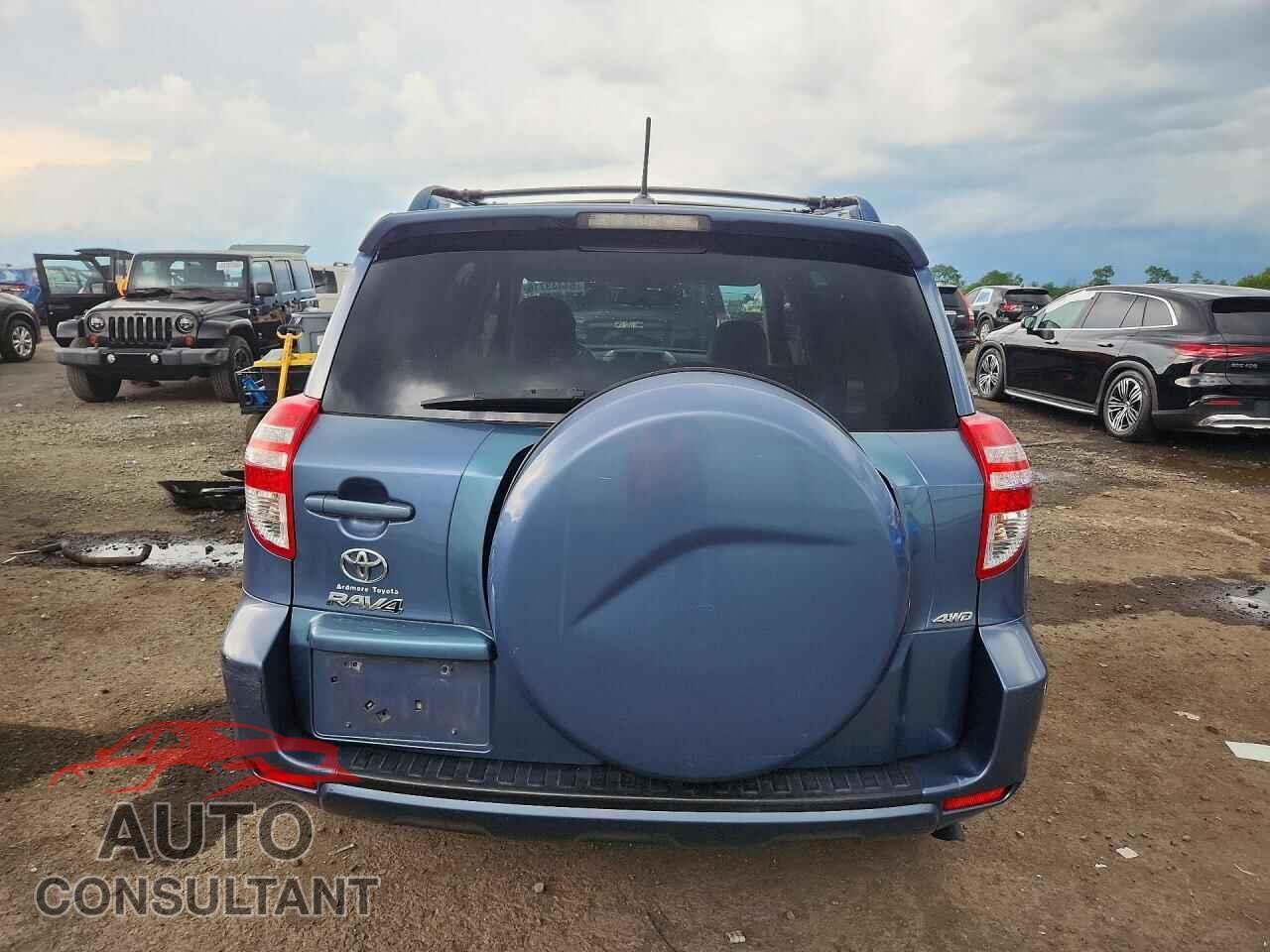 TOYOTA RAV4 2012 - JTMBF4DVXCD045223