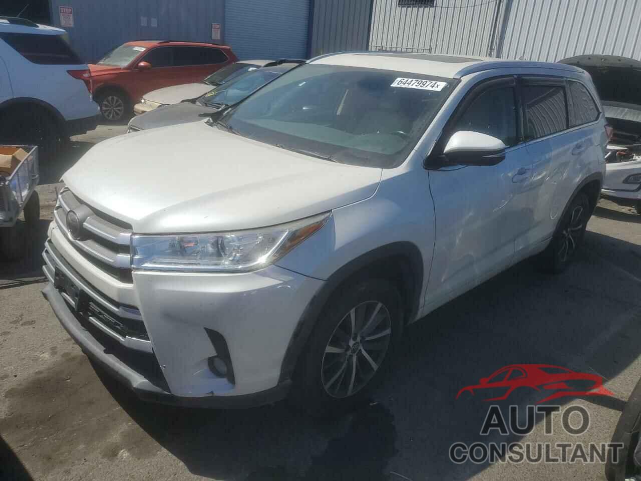 TOYOTA HIGHLANDER 2018 - 5TDKZRFH9JS535066