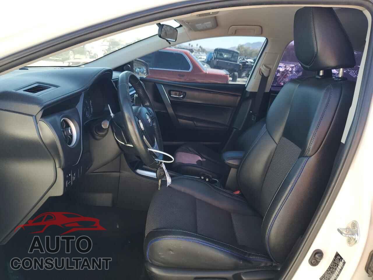 TOYOTA COROLLA 2017 - 5YFBURHE0HP734379