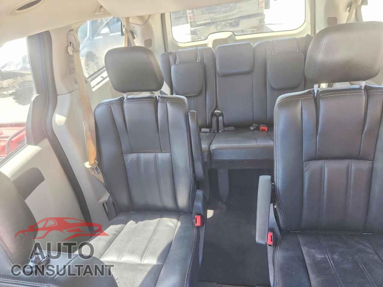 DODGE CARAVAN 2011 - 2D4RN4DG8BR602938