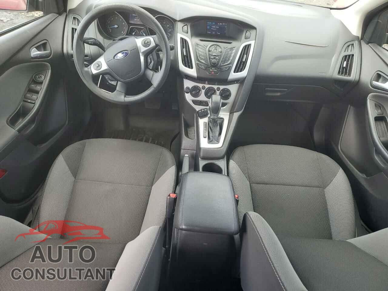 FORD FOCUS 2013 - 1FADP3K28DL374461