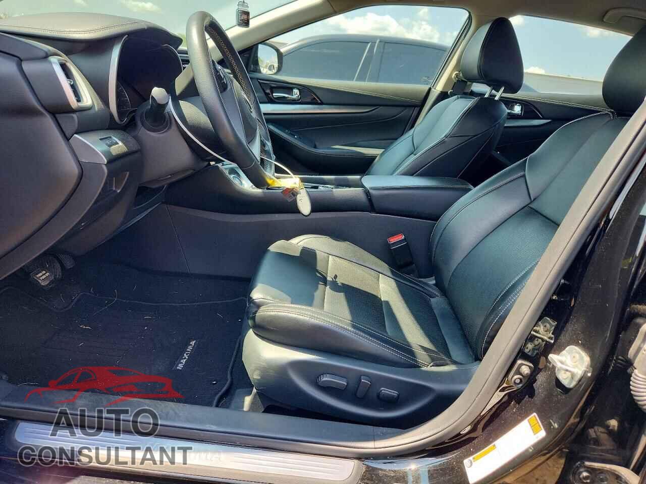 NISSAN MAXIMA 2023 - 1N4AA6CV3PC508876