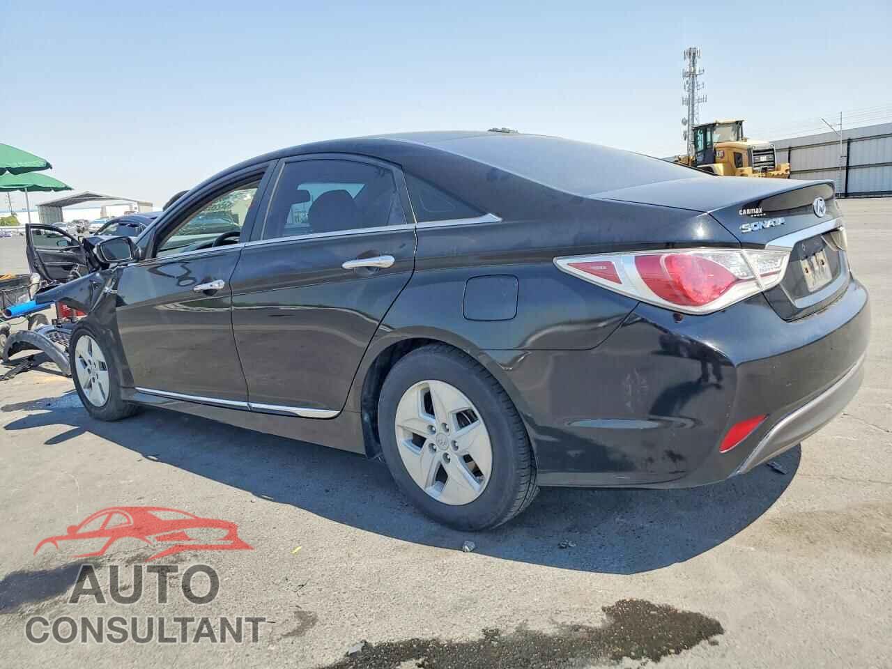 HYUNDAI SONATA 2012 - KMHEC4A49CA034552