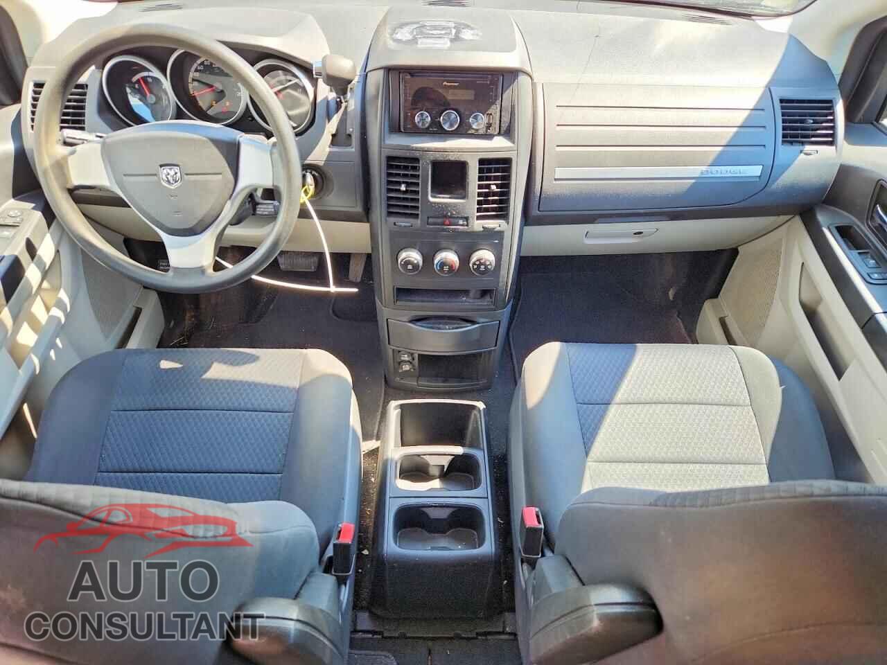DODGE CARAVAN 2010 - 2D4RN4DE7AR171750