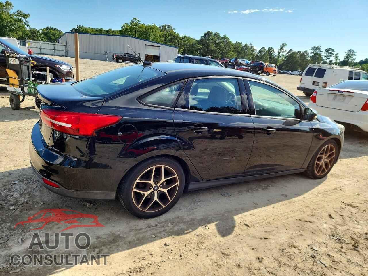 FORD FOCUS 2017 - 1FADP3H23HL252491