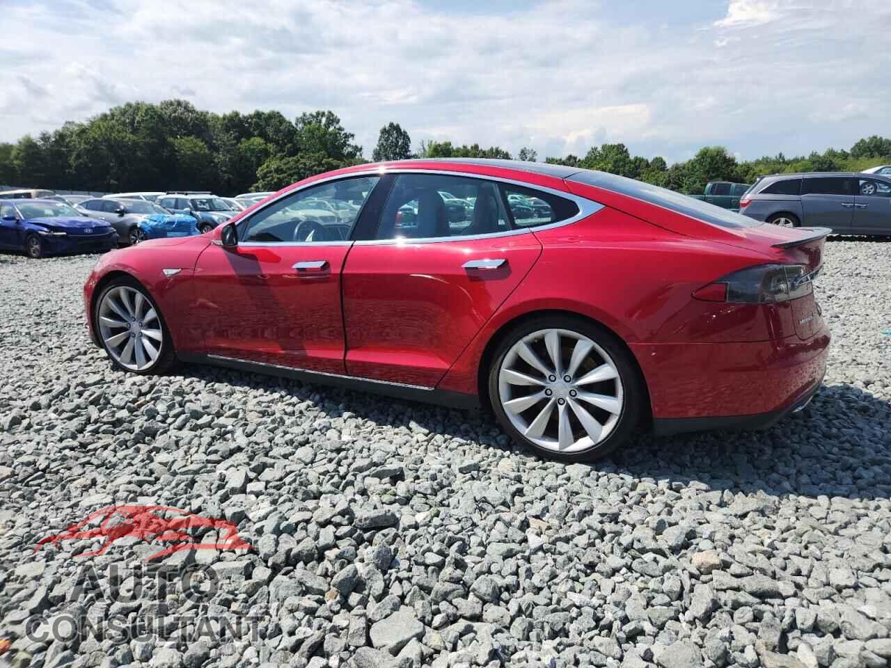 TESLA MODEL S 2016 - 5YJSA1E28GF133350
