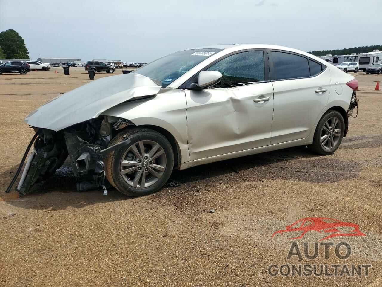 HYUNDAI ELANTRA 2018 - 5NPD84LF5JH304902