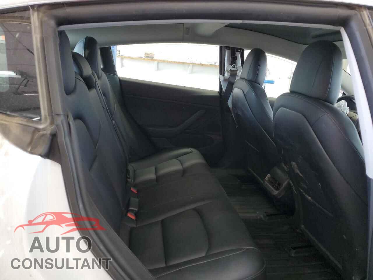 TESLA MODEL 3 2019 - 5YJ3E1EA0KF314032