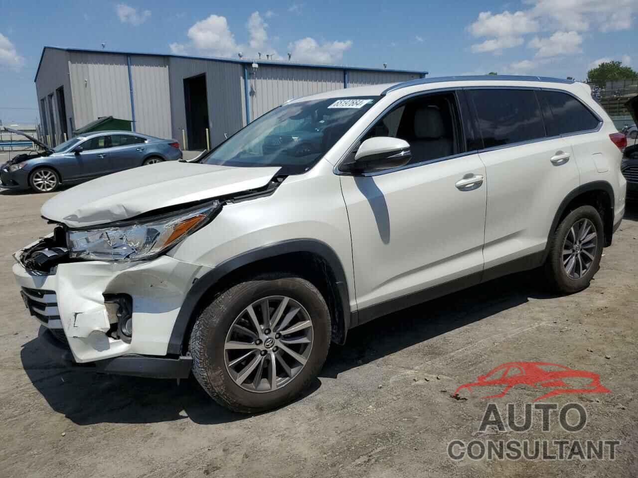 TOYOTA HIGHLANDER 2019 - 5TDJZRFHXKS571541