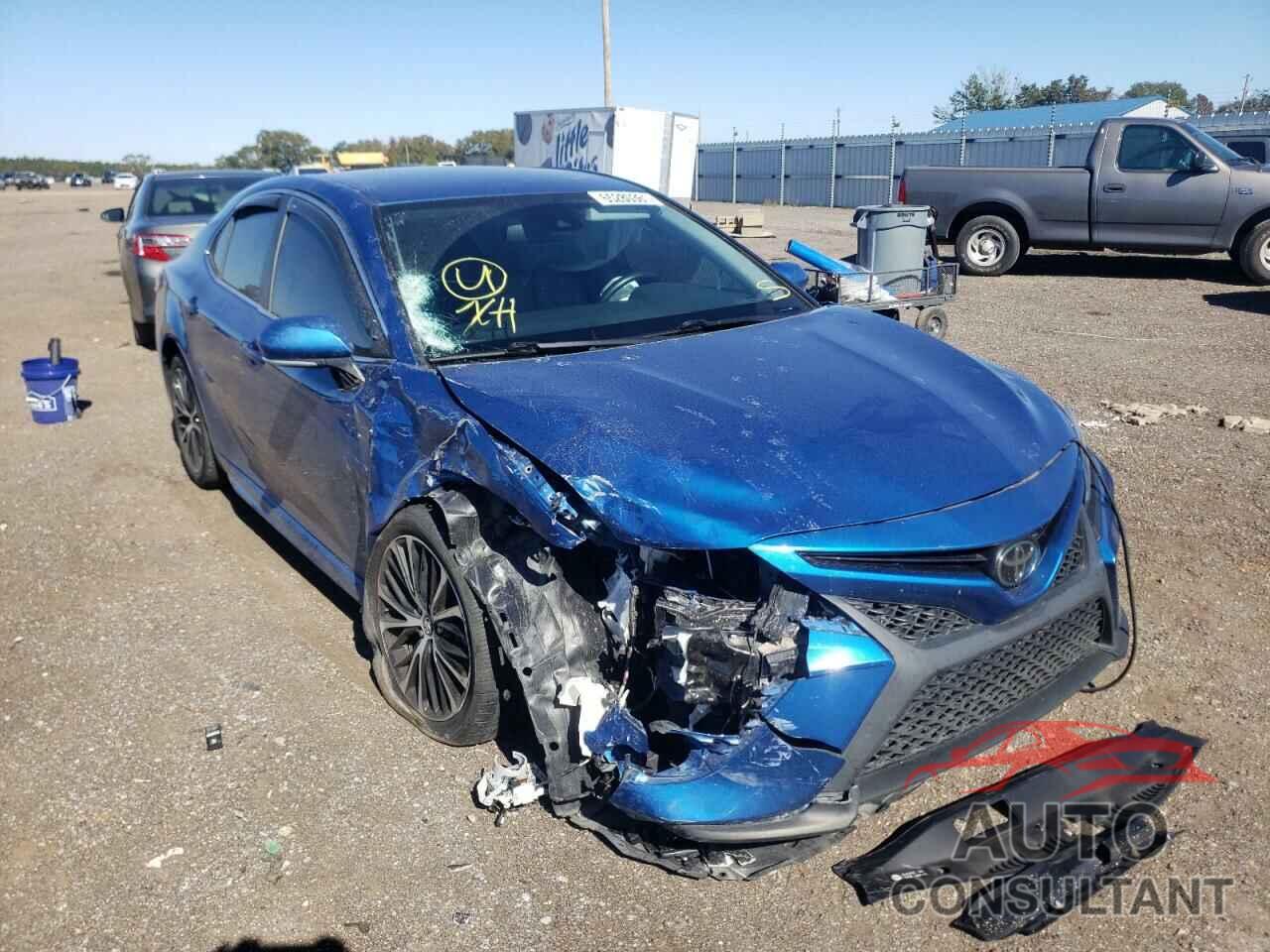 TOYOTA CAMRY 2019 - 4T1B11HK1KU215931