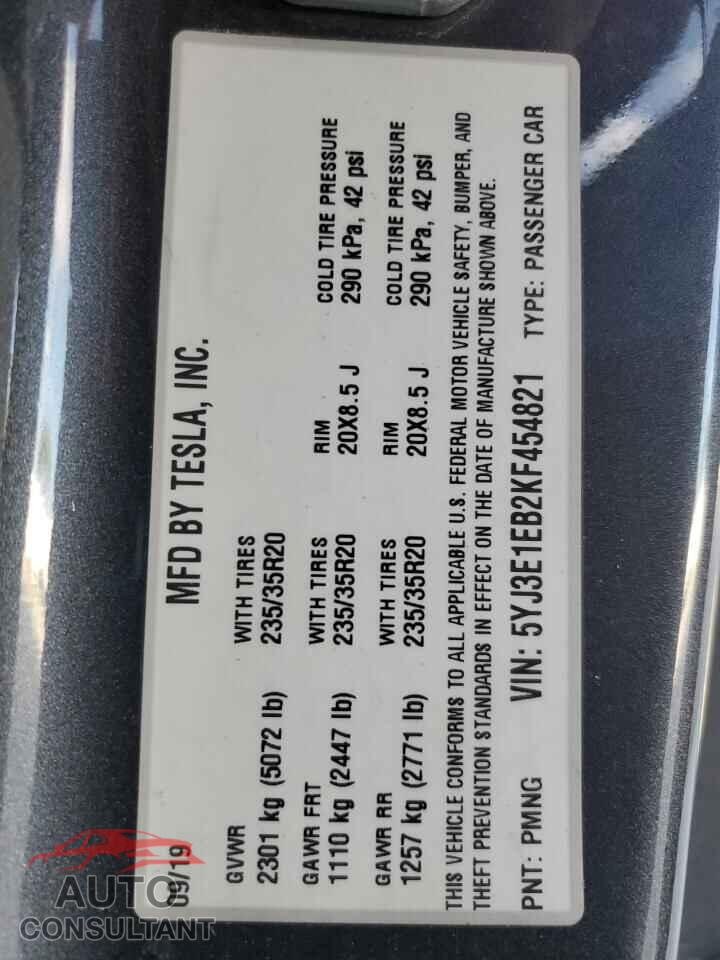 TESLA MODEL 3 2019 - 5YJ3E1EB2KF454821