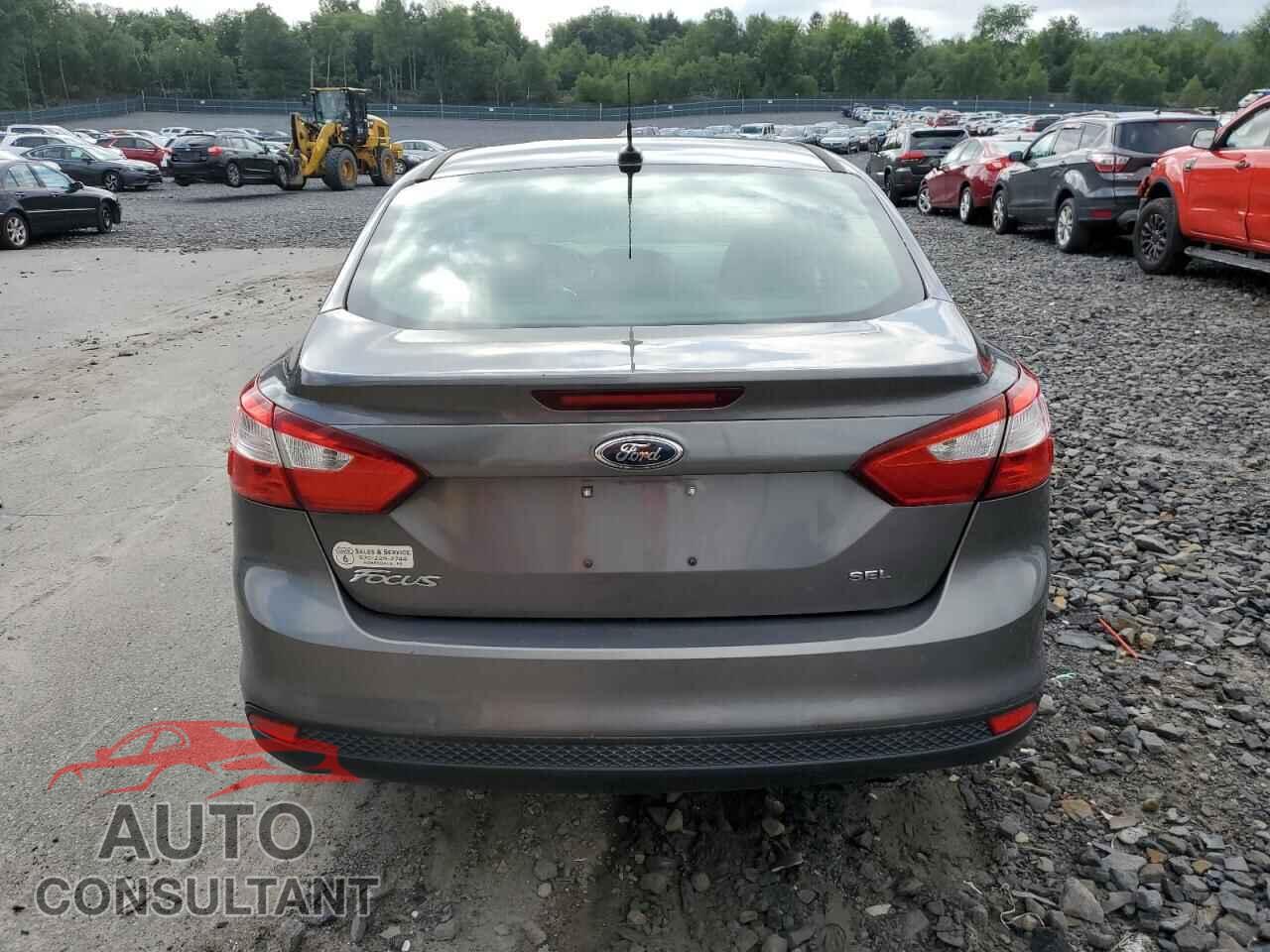 FORD FOCUS 2012 - 1FAHP3H20CL196178