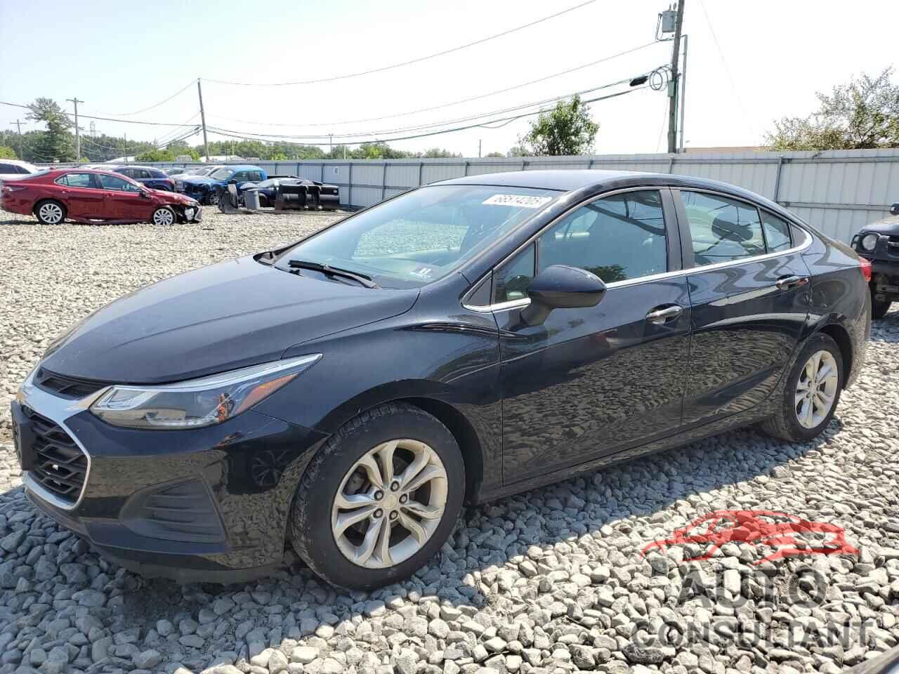 CHEVROLET CRUZE 2019 - 1G1BE5SM6K7134652