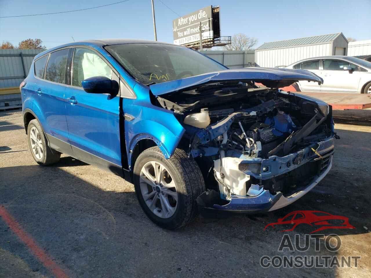 FORD ESCAPE 2017 - 1FMCU0GD4HUE06230