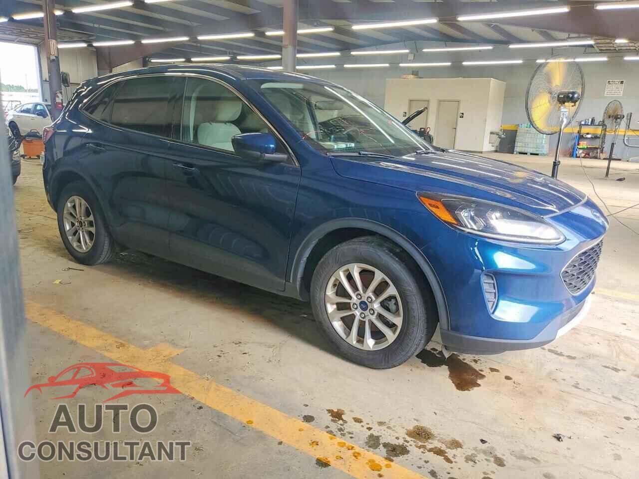 FORD ESCAPE 2020 - 1FMCU0G65LUA93456
