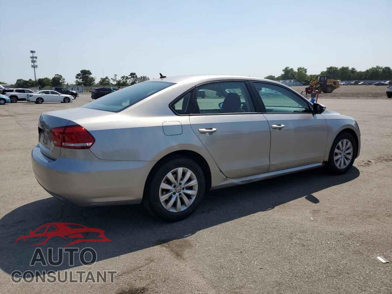 VOLKSWAGEN PASSAT 2012 - 1VWAP7A32CC051999