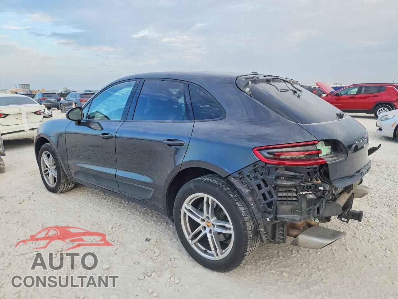 PORSCHE MACAN 2017 - WP1AA2A57HLB05277