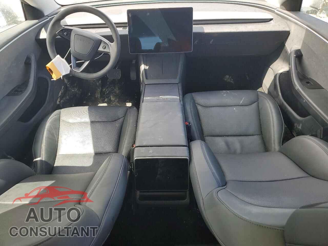 TESLA MODEL 3 2025 - 5YJ3E1EA4SF963395
