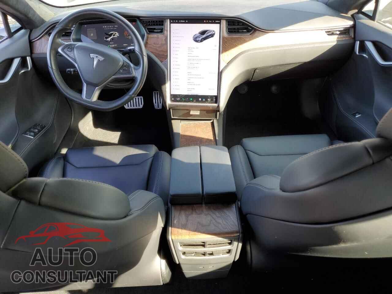 TESLA MODEL S 2019 - 5YJSA1E44KF330204