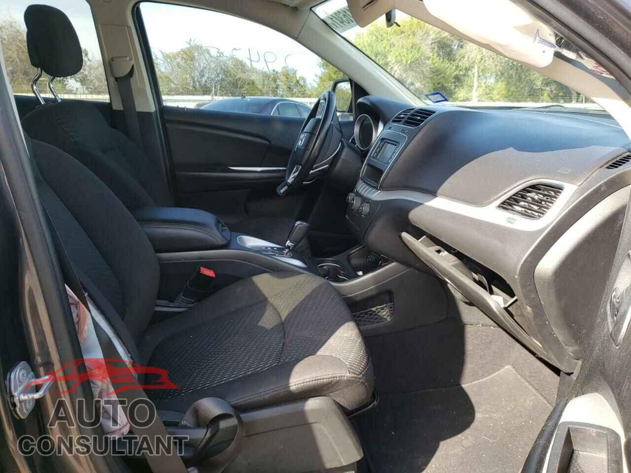DODGE JOURNEY 2018 - 3C4PDCAB4JT319782