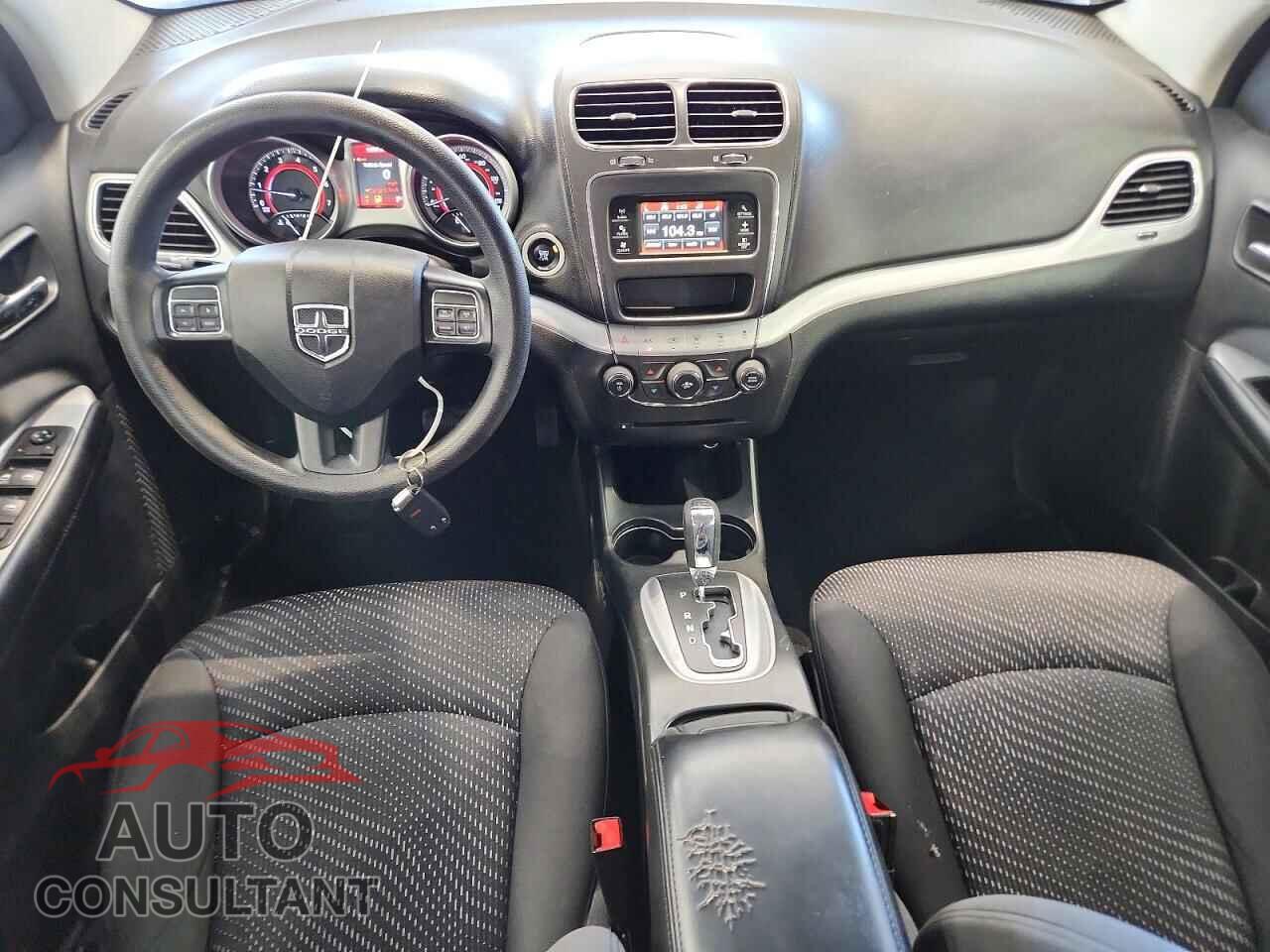 DODGE JOURNEY 2015 - 3C4PDCBG4FT588723
