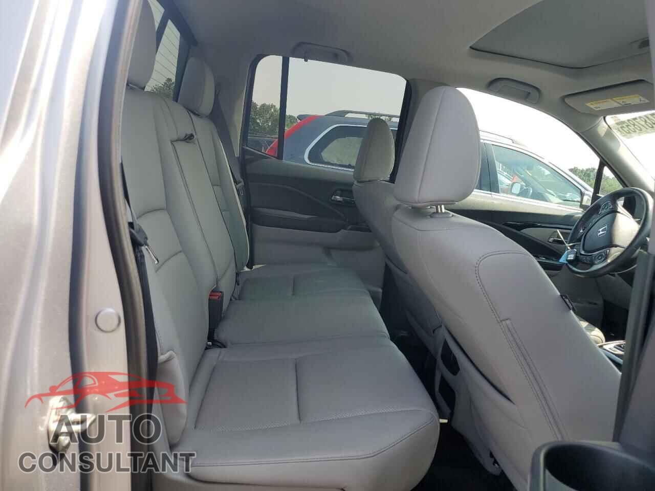 HONDA RIDGELINE 2017 - 5FPYK3F70HB019915