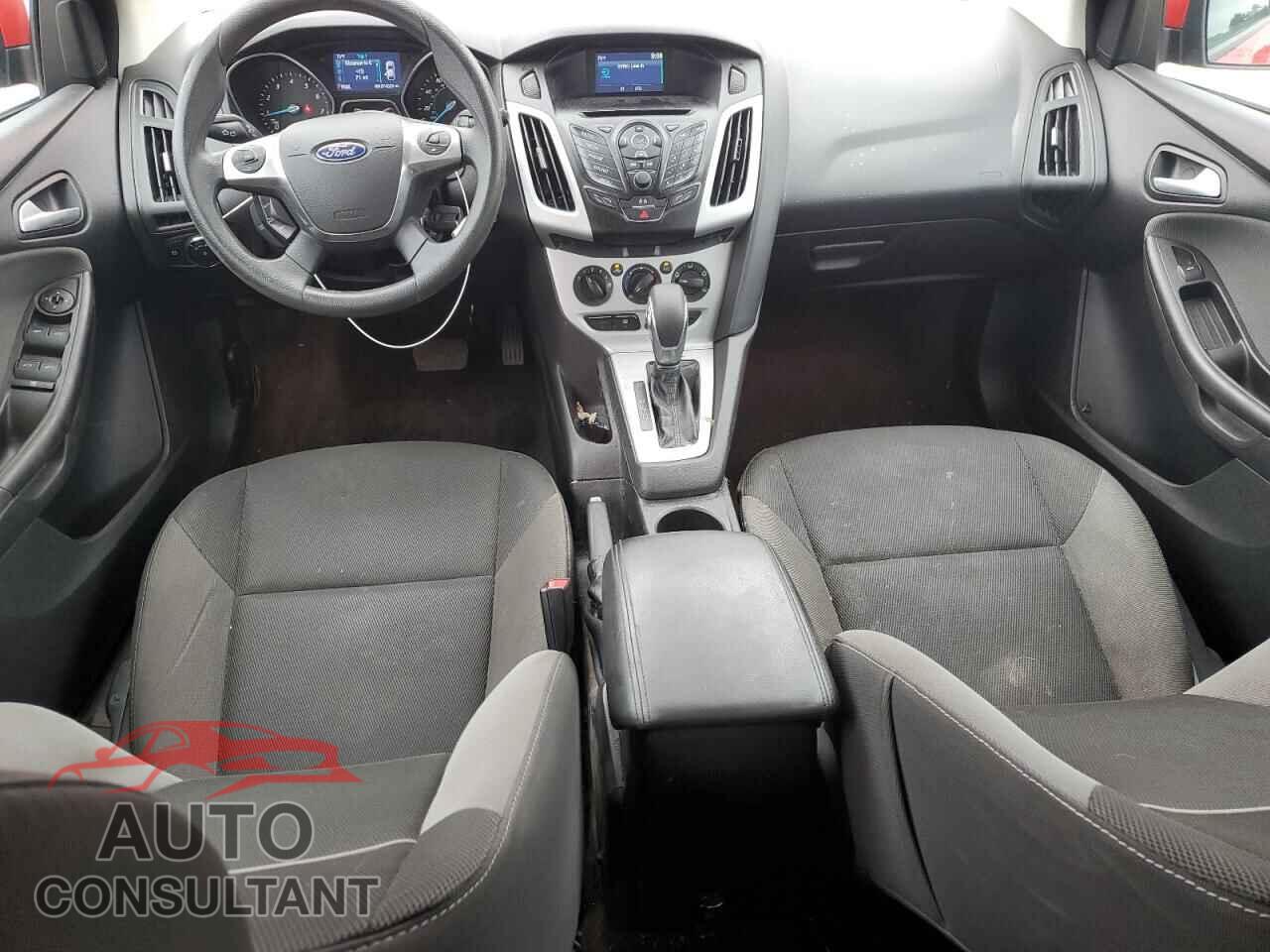 FORD FOCUS 2014 - 1FADP3K24EL421941