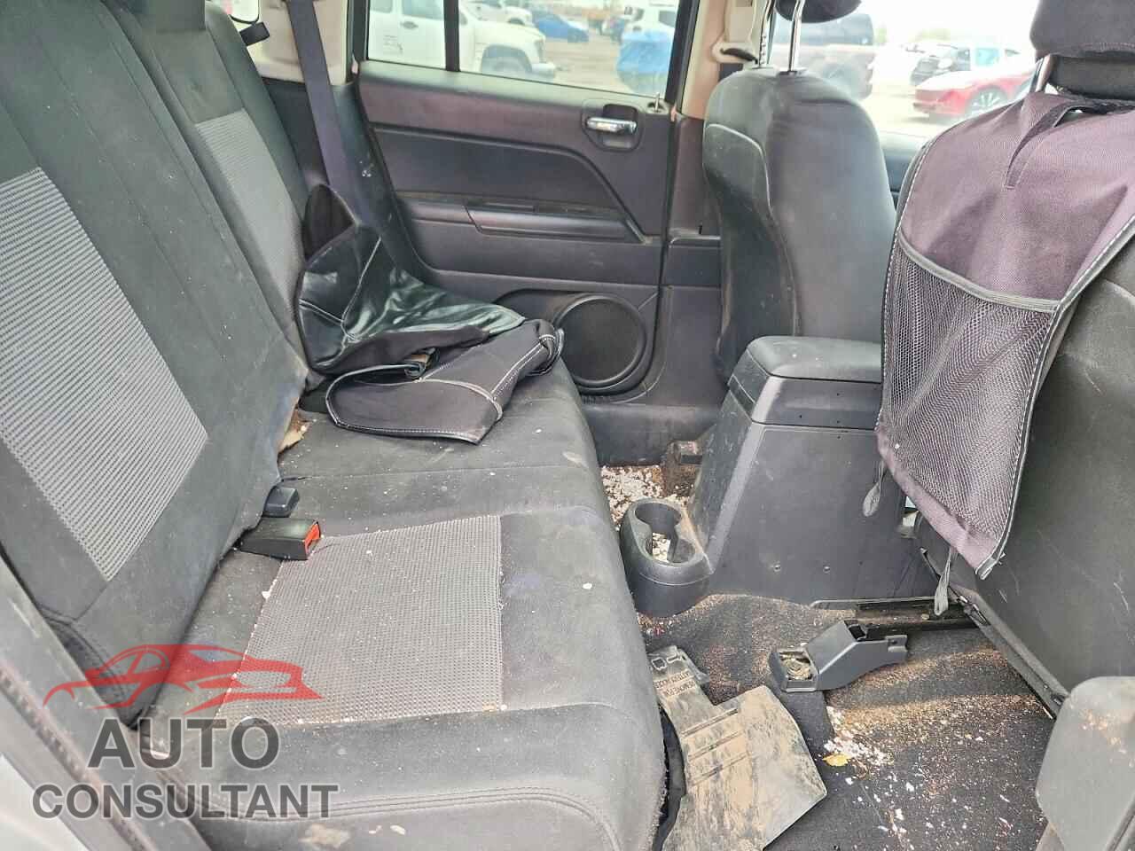 JEEP COMPASS 2012 - 1C4NJDBBXCD573333