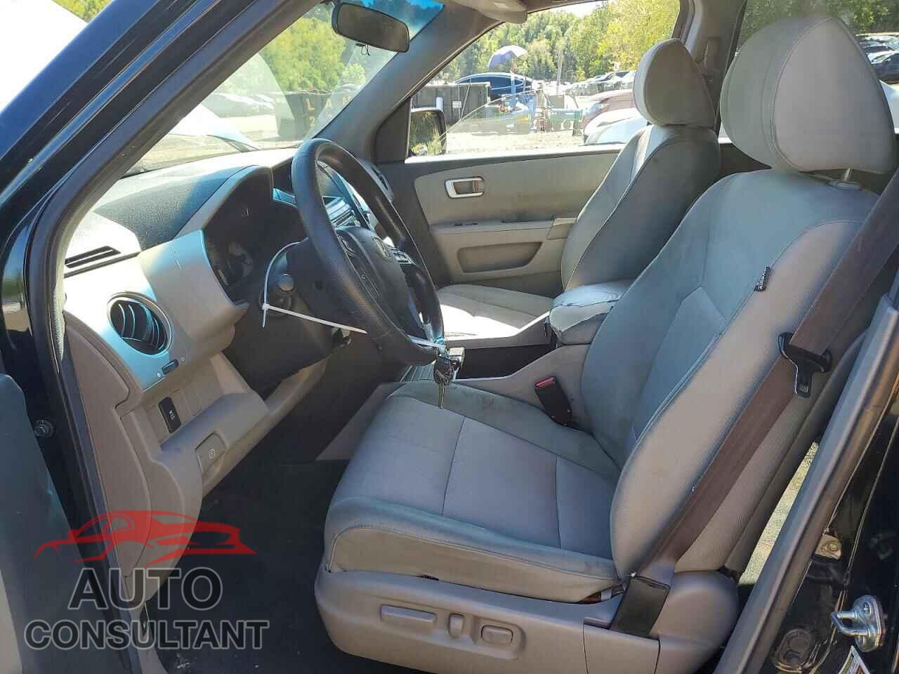 HONDA PILOT 2012 - 5FNYF4H46CB006245