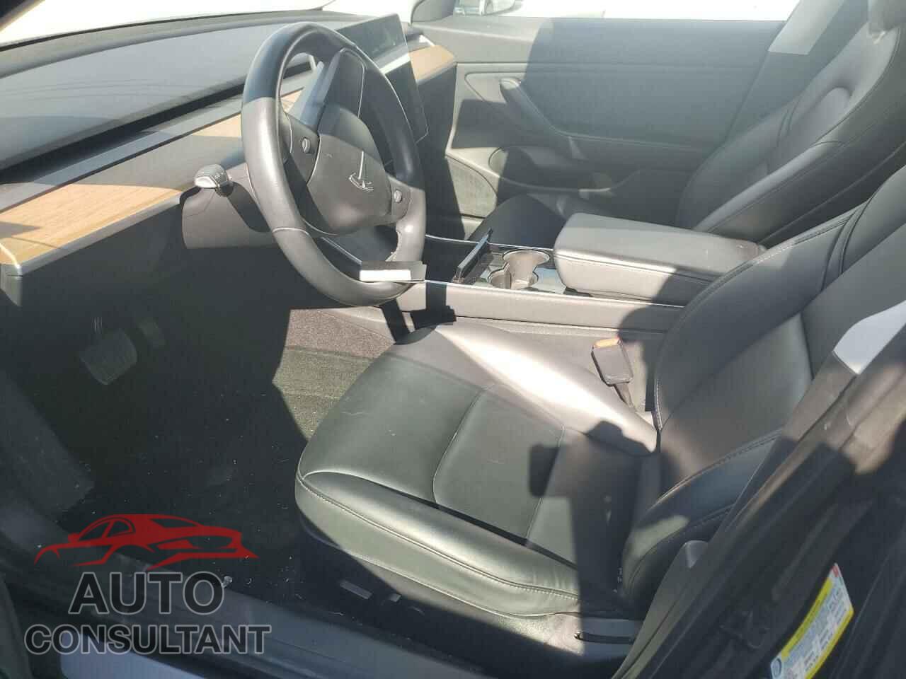 TESLA MODEL 3 2018 - 5YJ3E1EA2JF158767