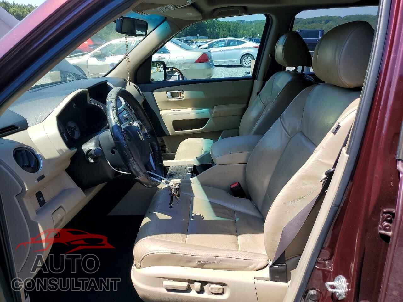 HONDA PILOT 2011 - 5FNYF3H53BB050365
