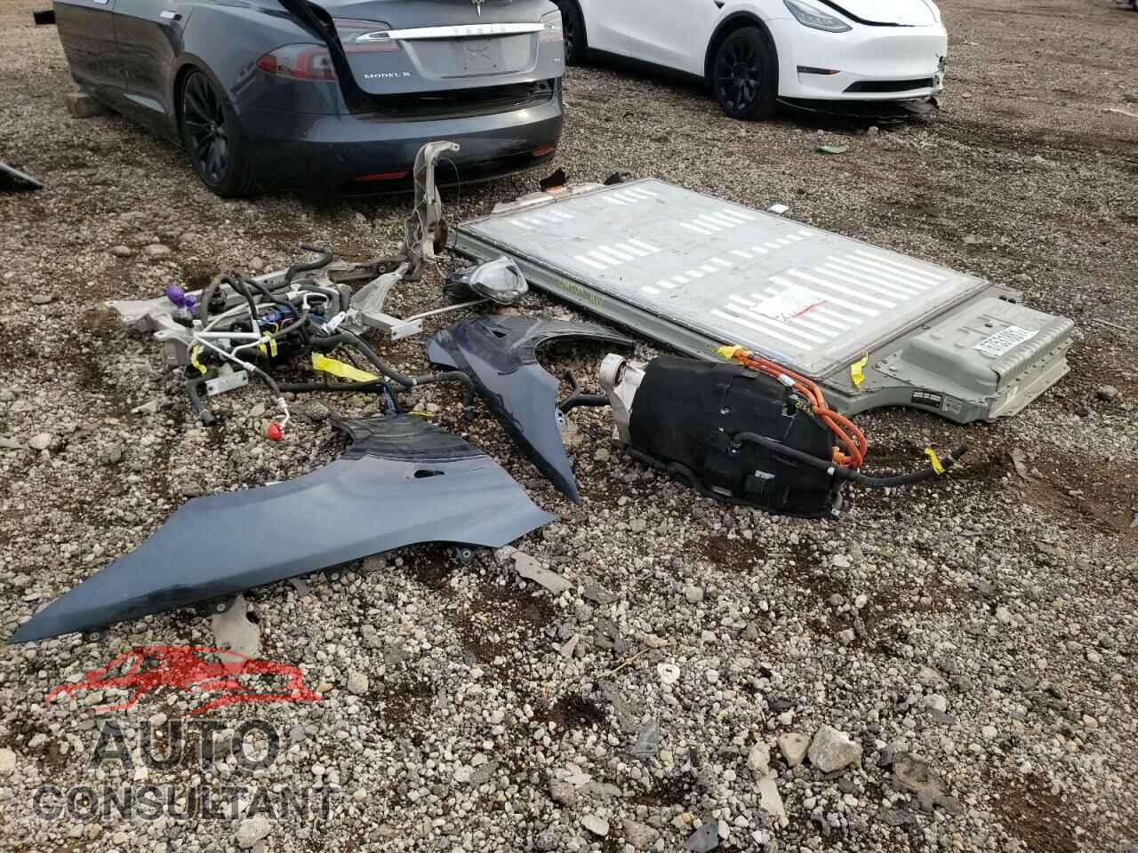 TESLA MODEL S 2017 - 5YJSA1E27HF222652