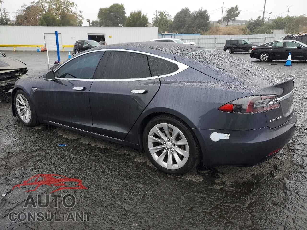 TESLA MODEL S 2016 - 5YJSA1E26GF139518