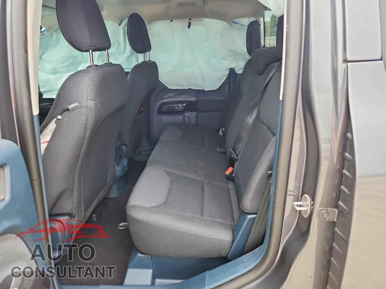 FORD MAVERICK 2025 - 3FTTW8A32SRA74736